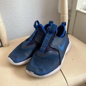 Nike flex runner little boys size 12.5C